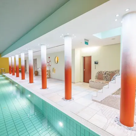 Neu 1001 Nacht Superzimmer Mit Wasserbett אלטיטינג