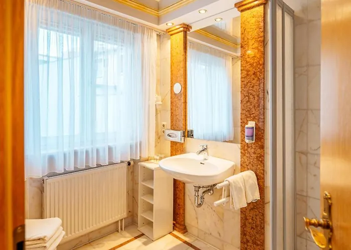 Neu 1001 Nacht Superzimmer Mit Eigener Sauna Oder Wasserbett * 알토팅